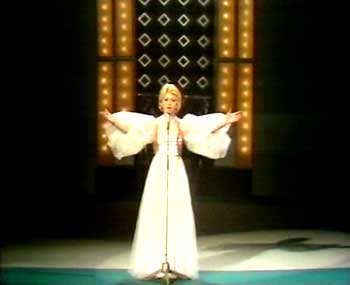 Betty Mars singing at Eurovision 1972