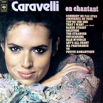 EN CHANTANT